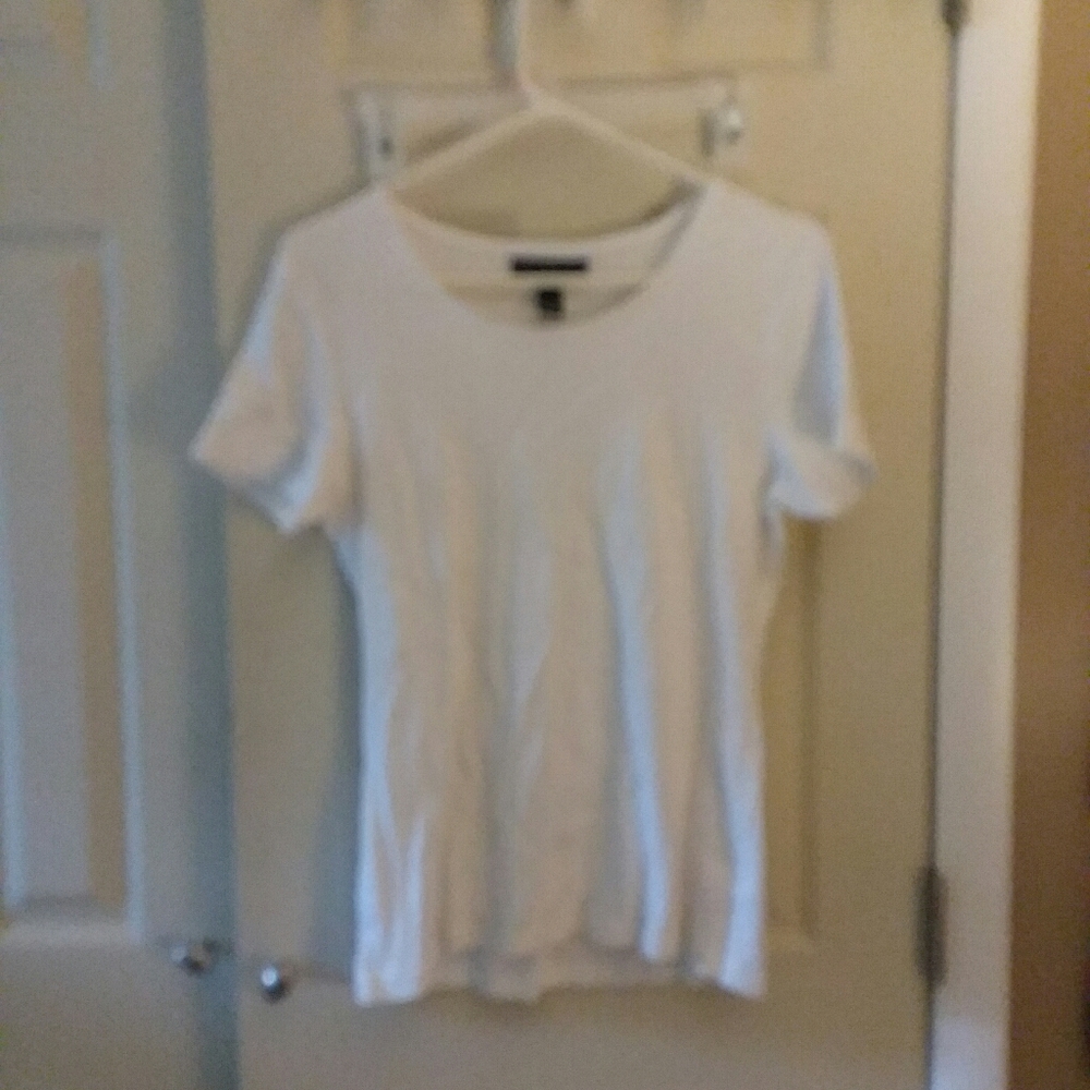 Karen Scott plain white tee